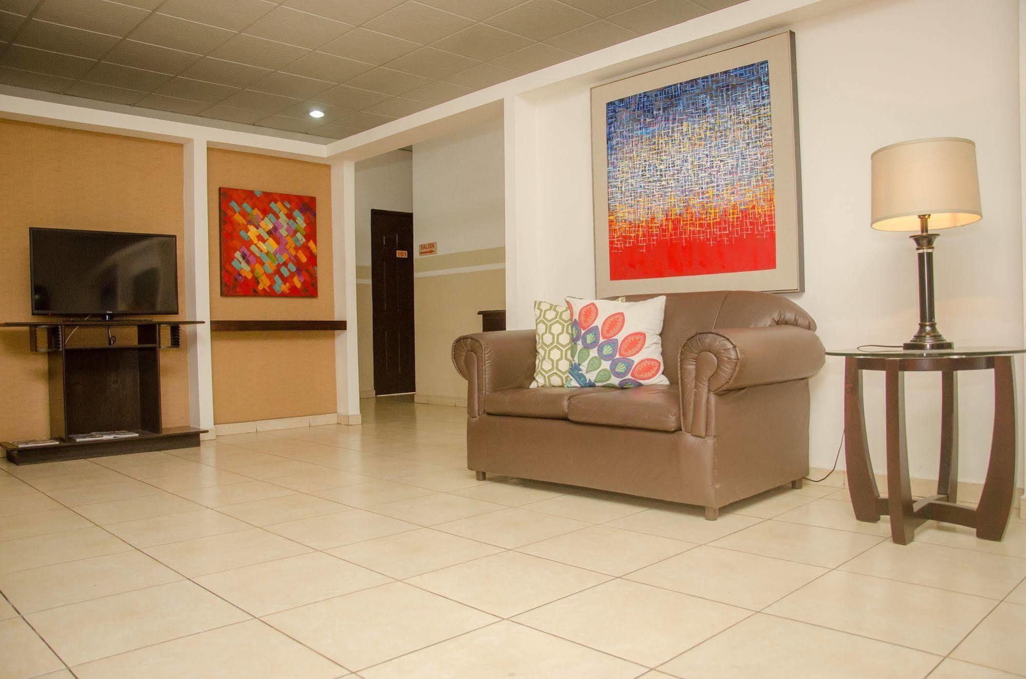 Hotel Residencial Cervantes David Exterior foto
