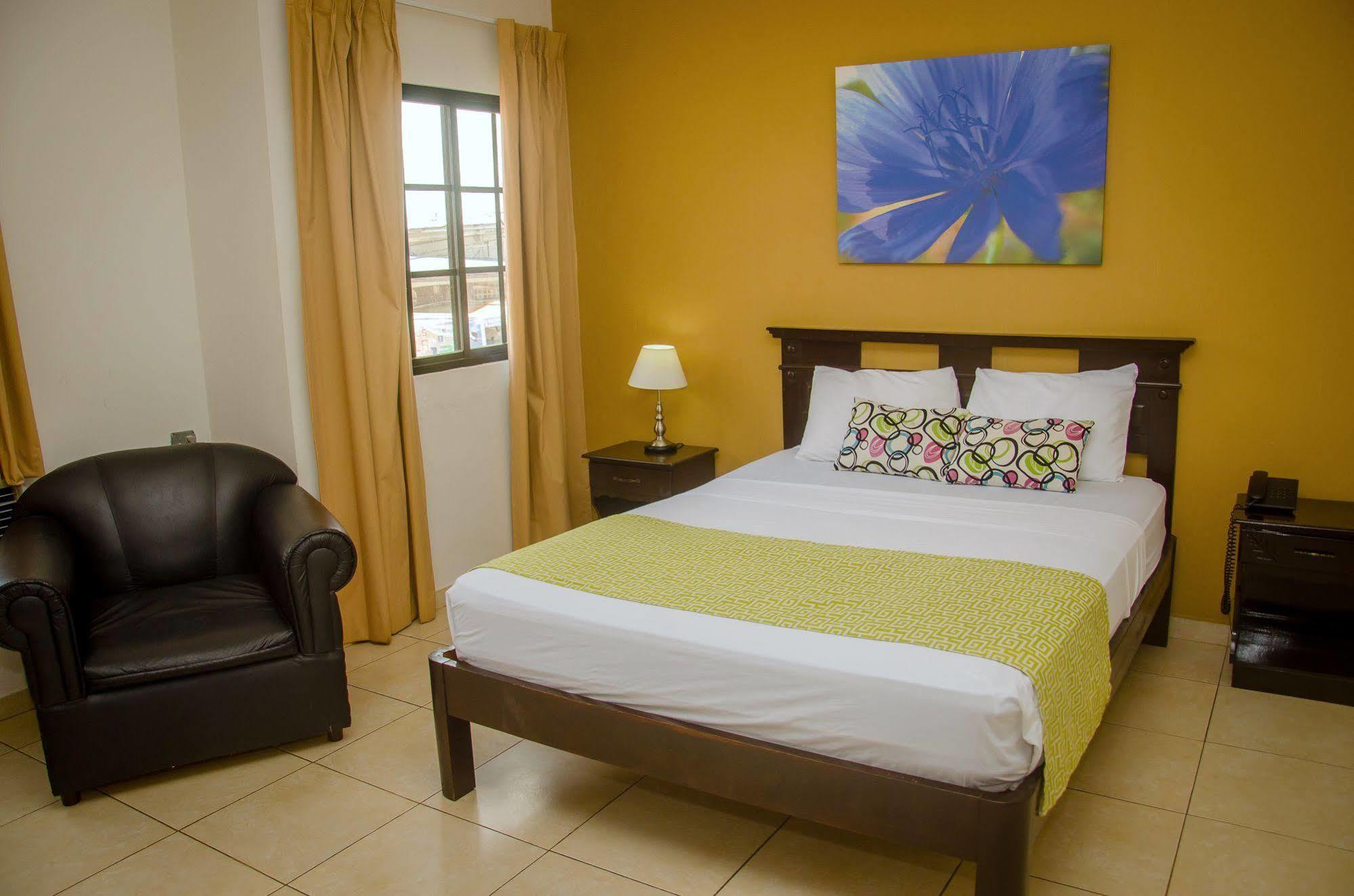 Hotel Residencial Cervantes David Exterior foto